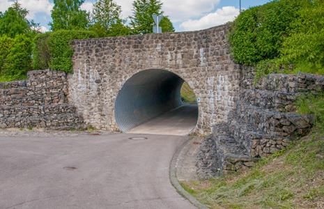 Underpasses - Services